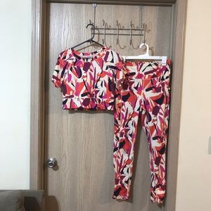 J Dow Fitness Top and Leggings Size Large